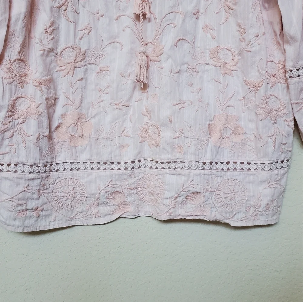 Chicos 3/4:sleeve Embroidered Top.  Size 3 (16) - Picture 3 of 7